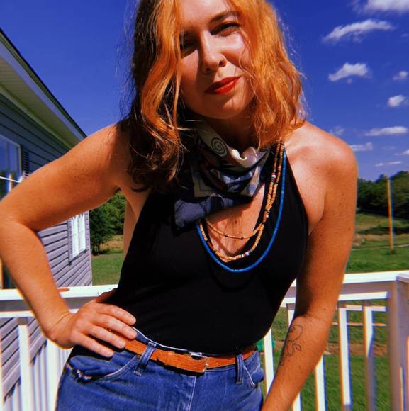 Meet your Posher, Megg - Picture 1 of 1